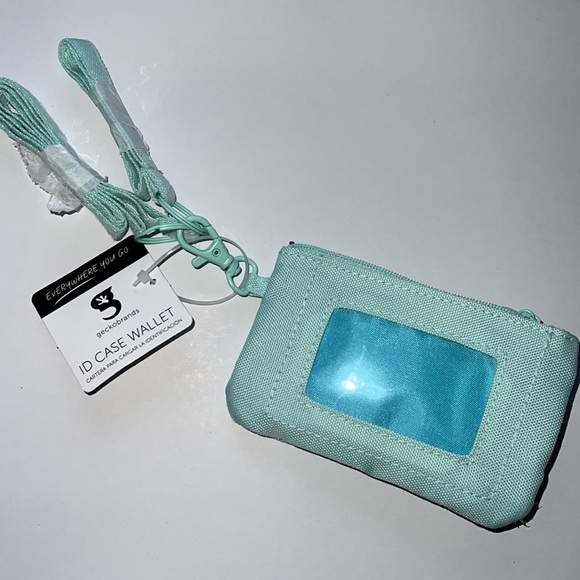 NWT GeckoBrands Daisy Blue ID CASE WITH LANYARD & wristlet key holder - Picture 5 of 5